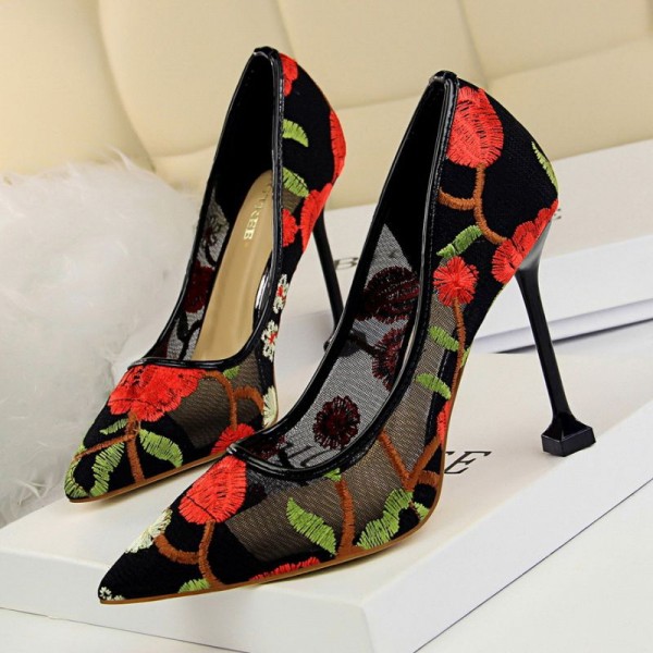 Size 4.5-8.5 Sexy Flower Embroidery Mesh Hollow Design Pointed-toe Pumps Shoes