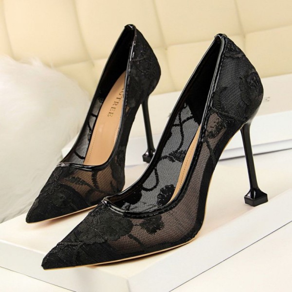 Size 4.5-8.5 Sexy Flower Embroidery Mesh Hollow Design Pointed-toe Pumps Shoes