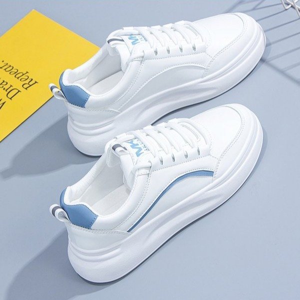 Women Fashion Round Toe Lace-Up Sneakers