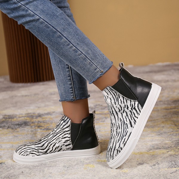 Plus Size Women Fashionable Leopard Colorblock Sneakers