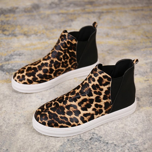 Plus Size Women Fashionable Leopard Colorblock Sneakers