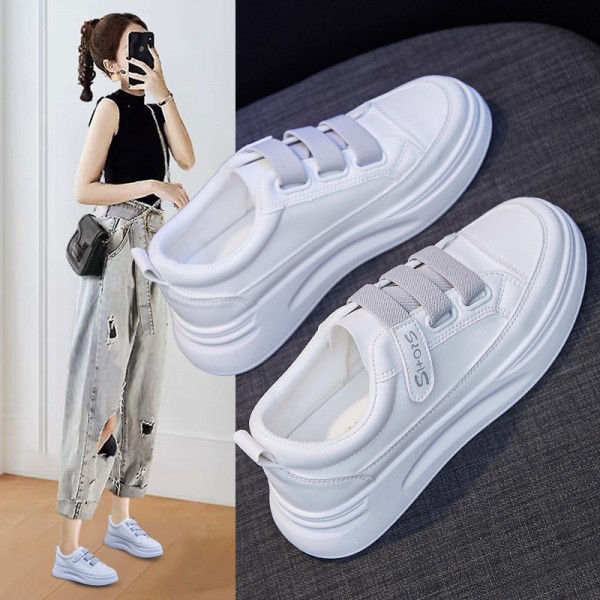 Women Fashion Round Toe Lace-Up Sneakers