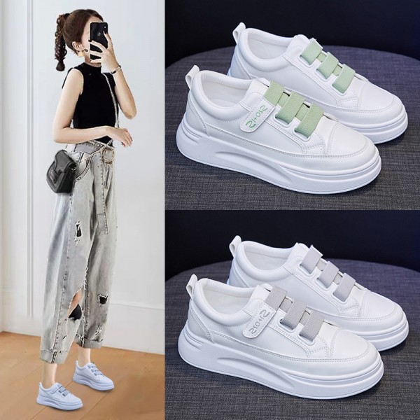 Women Fashion Round Toe Lace-Up Sneakers