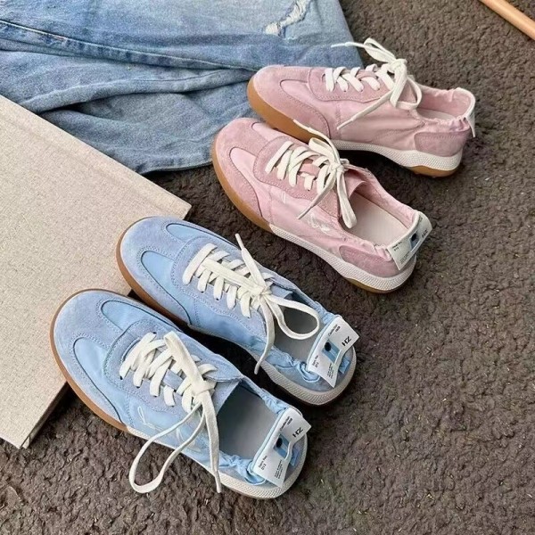 Women Fashion Casual Lace-Up Round-Toe Sneakers