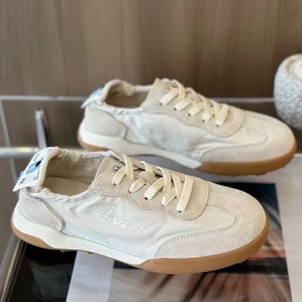 Women Fashion Casual Lace-Up Round-Toe Sneakers