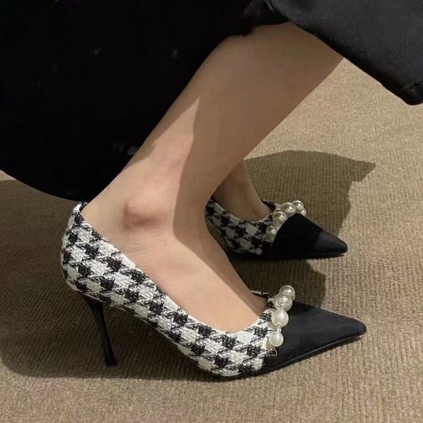 Women Fashion Plus Size Houndstooth Pearl Chain Tip Toe Pumps